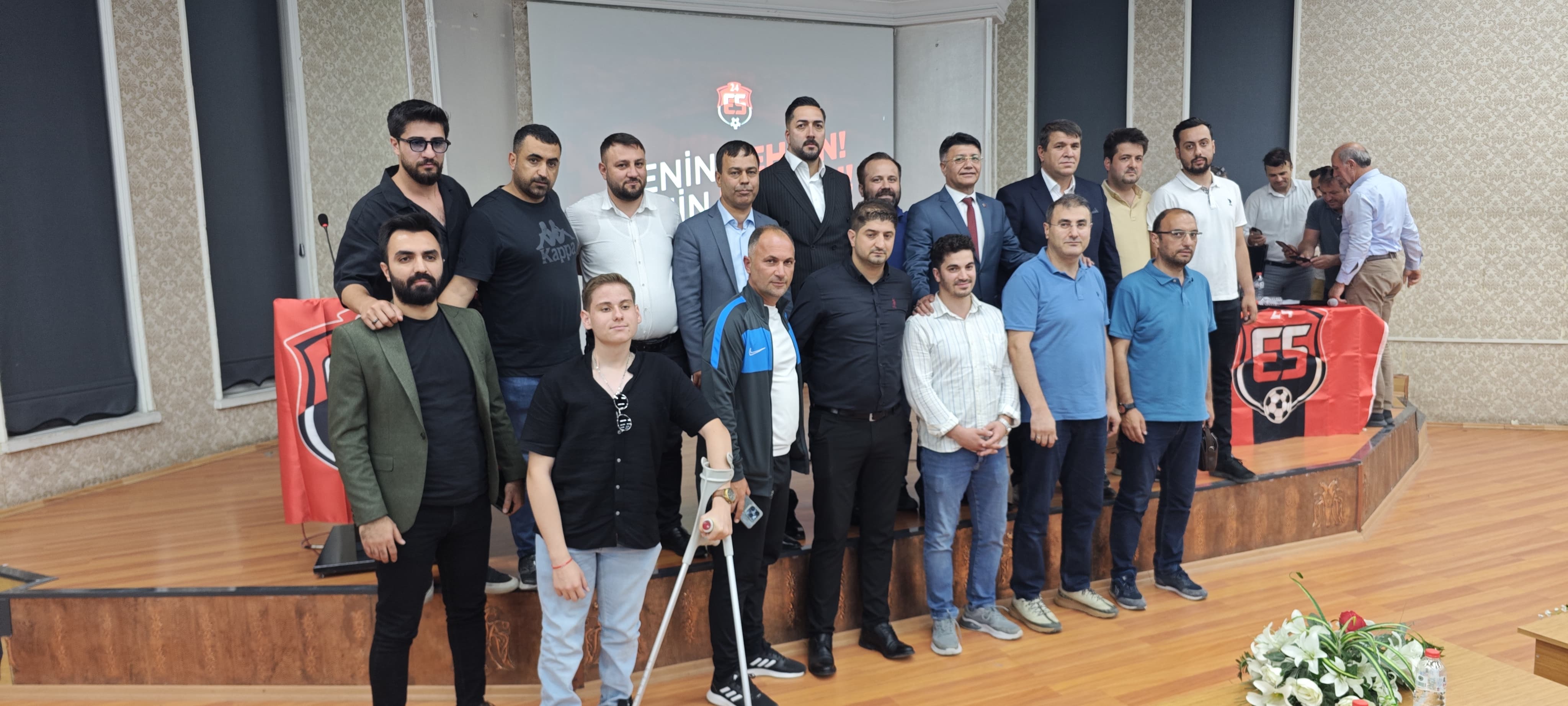 Erzincanspor Yeni Başkanını Seçti. Kurulda Neler Konuşuldu2