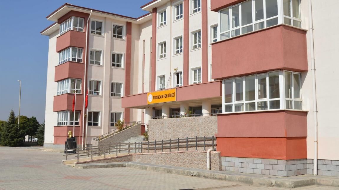 “Eco Heroes” Başardı! Erzincan Fen Lisesi’ne Ulusal Kalite Geldi...