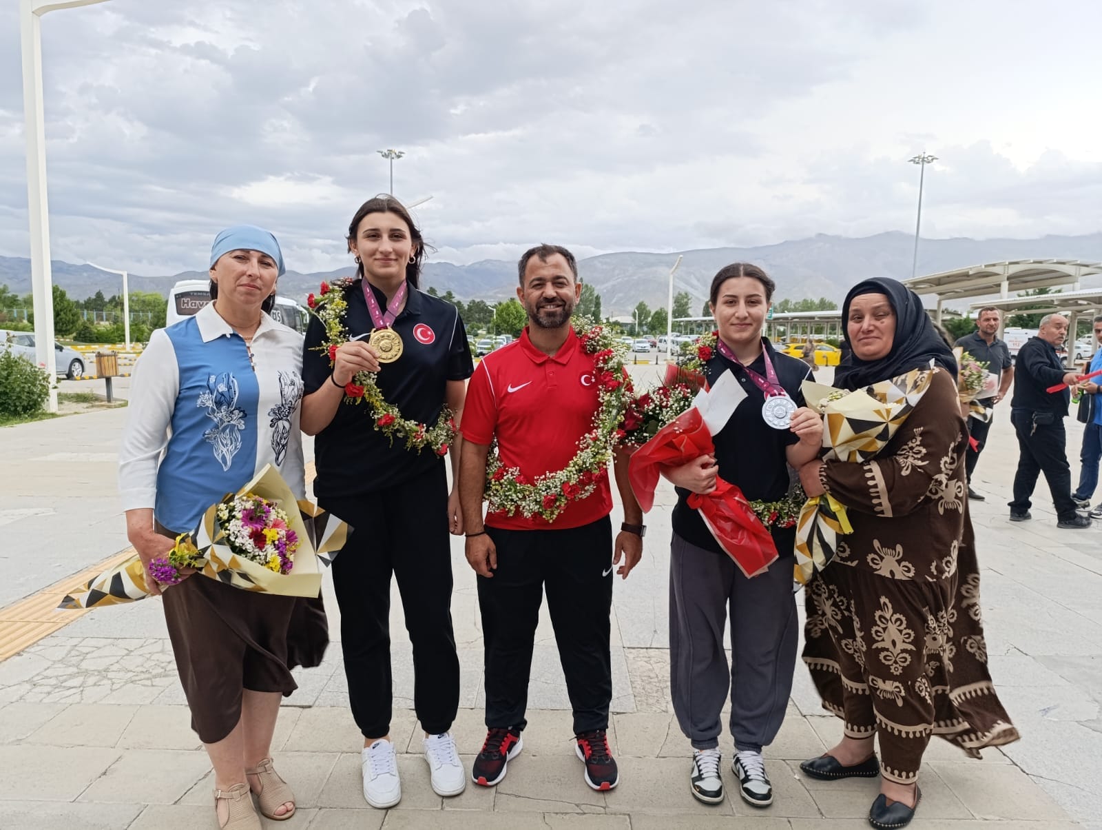 Şampiyonlar Baba Ocağı Erzincan’a Döndüler (3)