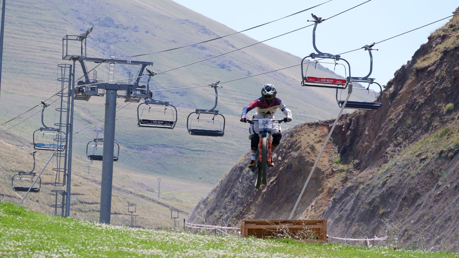 Downhill Türkiye Şampiyonası Palandöken Kayak Merkezinde Düzenlendi-1