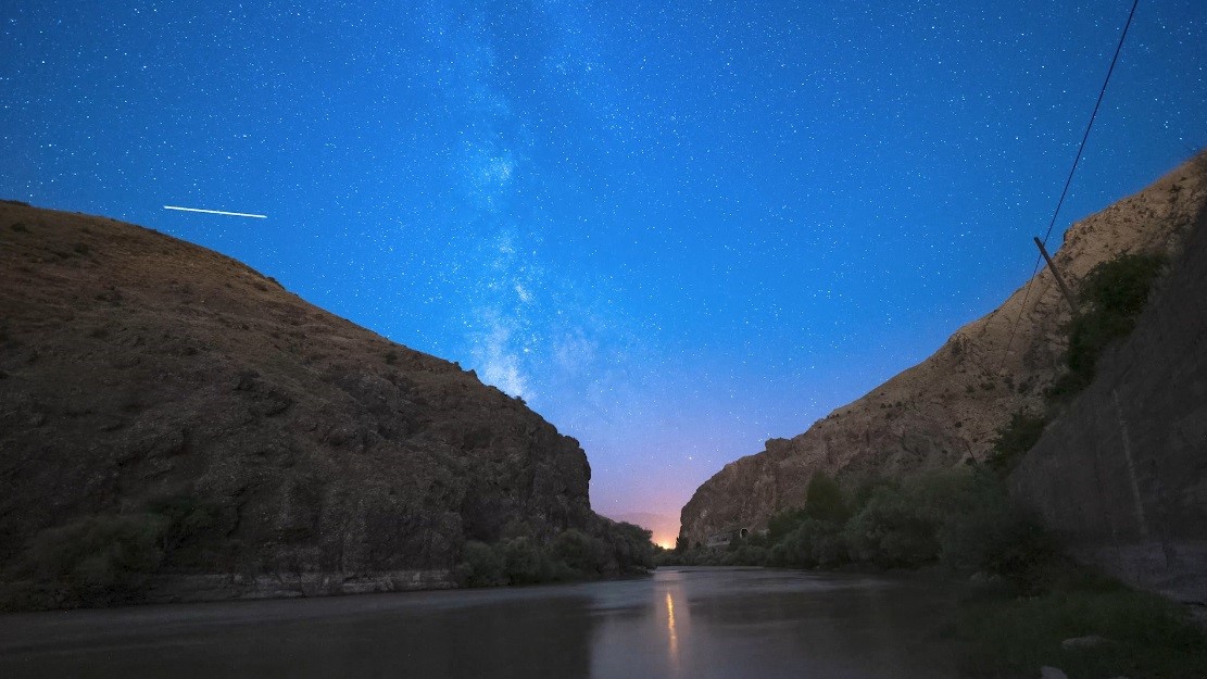 Erzincan’da Perseid Meteor Yağmuru Eşsiz Görüntüleri Ortaya Çıkardı 1