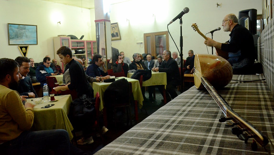 Erzincan'da Yaşayan Ve Yaşatılan Bir Gelenek Aşıklık