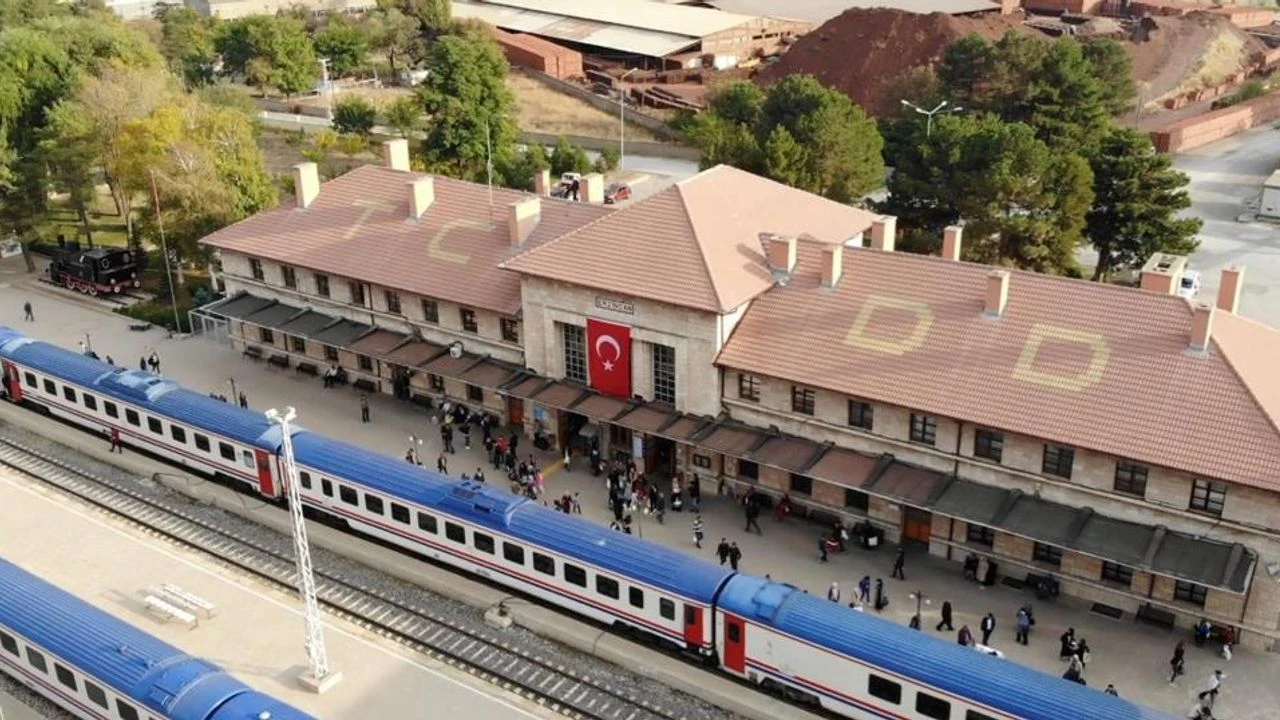 Erzincan Tren Garı-1