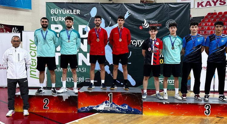 Büyükler Türkiye Badminton Şampiyonası Sona Erdi Çift Erkekler