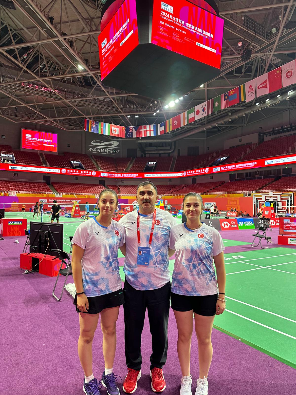 Genç Millilerimiz Dünya Şampiyonası Için Çin’e Gitti Badminton