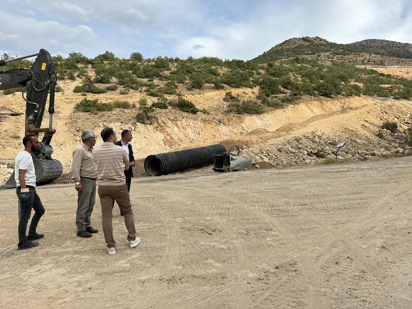 İliç’te Köy Yolları Yapılıyor (1)