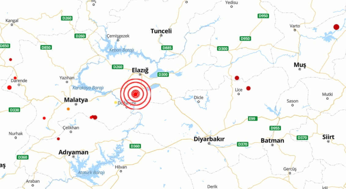 Elazığ Deprem Gece