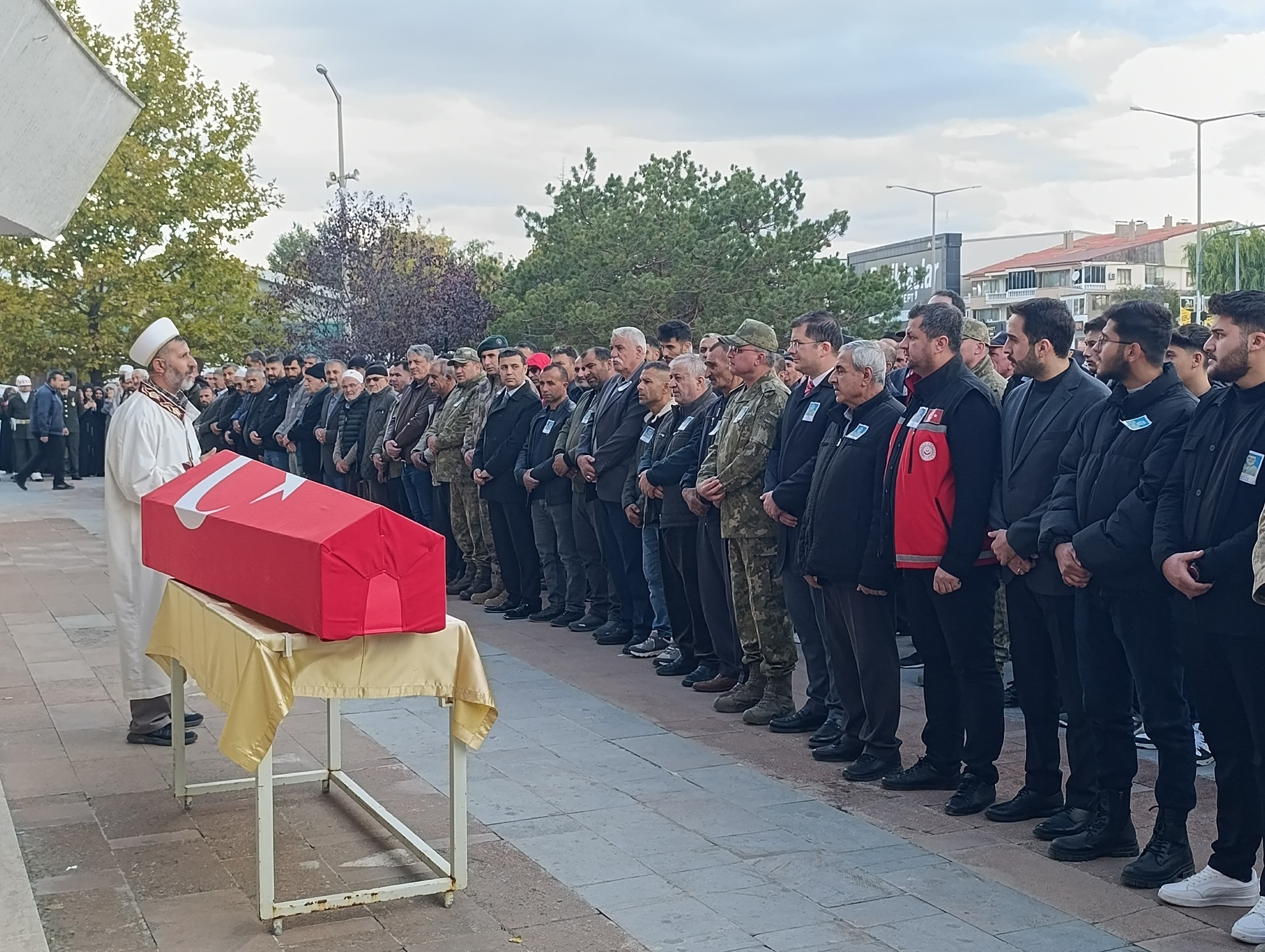 Erzincan’da Kore Gazisi Son Yolculuğuna Uğurlandı (5)