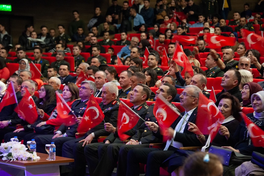 Erzincan’da Konsere Yoğun Ilgi… (5)