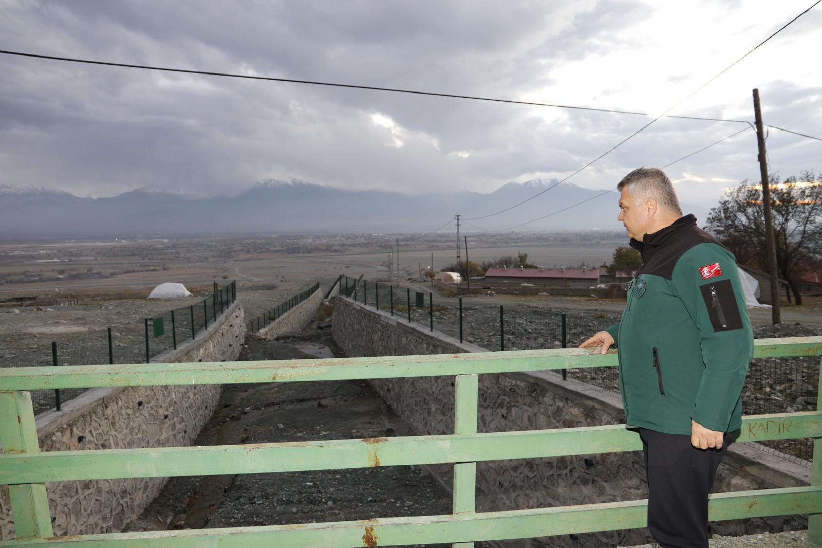 Erzincan’da O Bölgede Çok Önemli Çalışma Yapılıyor… (6)