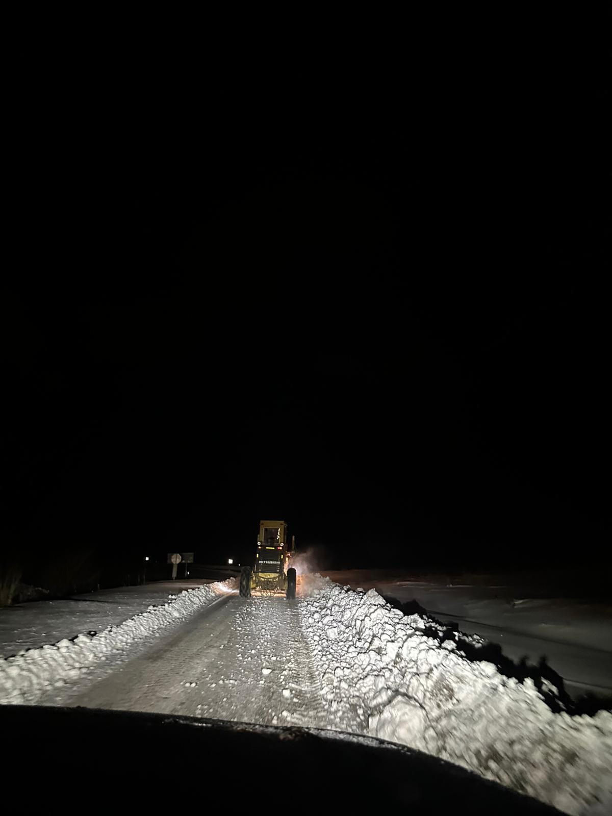 Erzincan'da O Ilçe Ile Ulaşım Kontrollü Olarak Ulaşım Sağlandı.. (2)