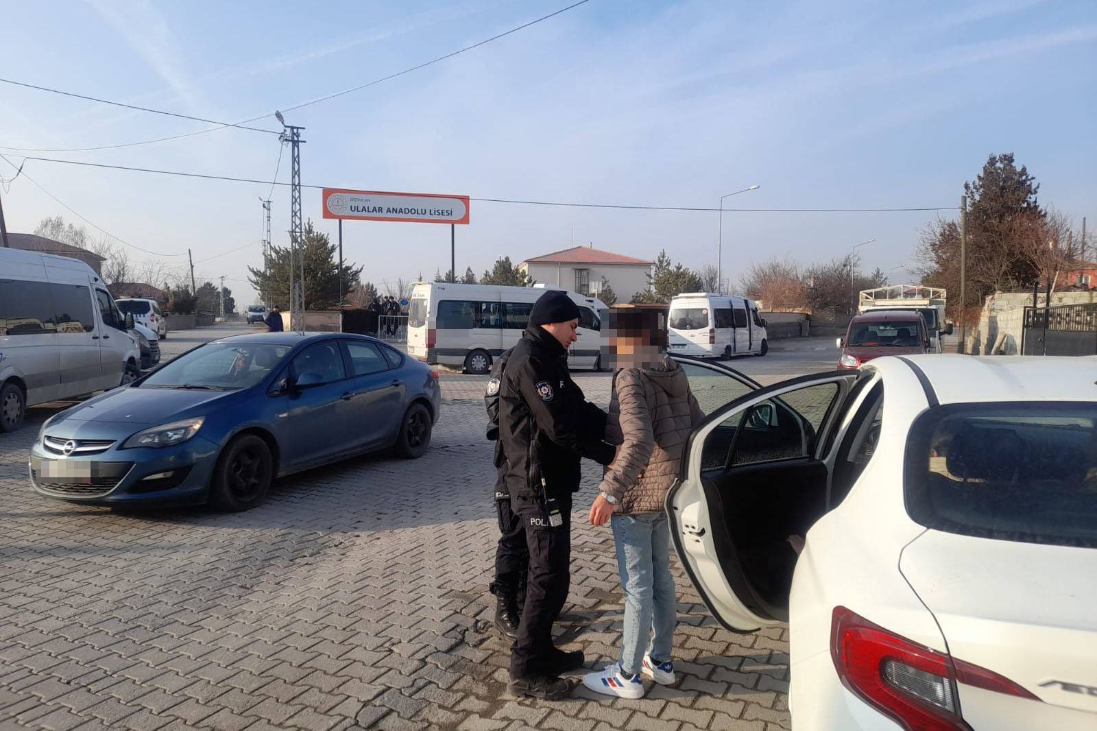 Erzincan'da okul önleri mercek altında