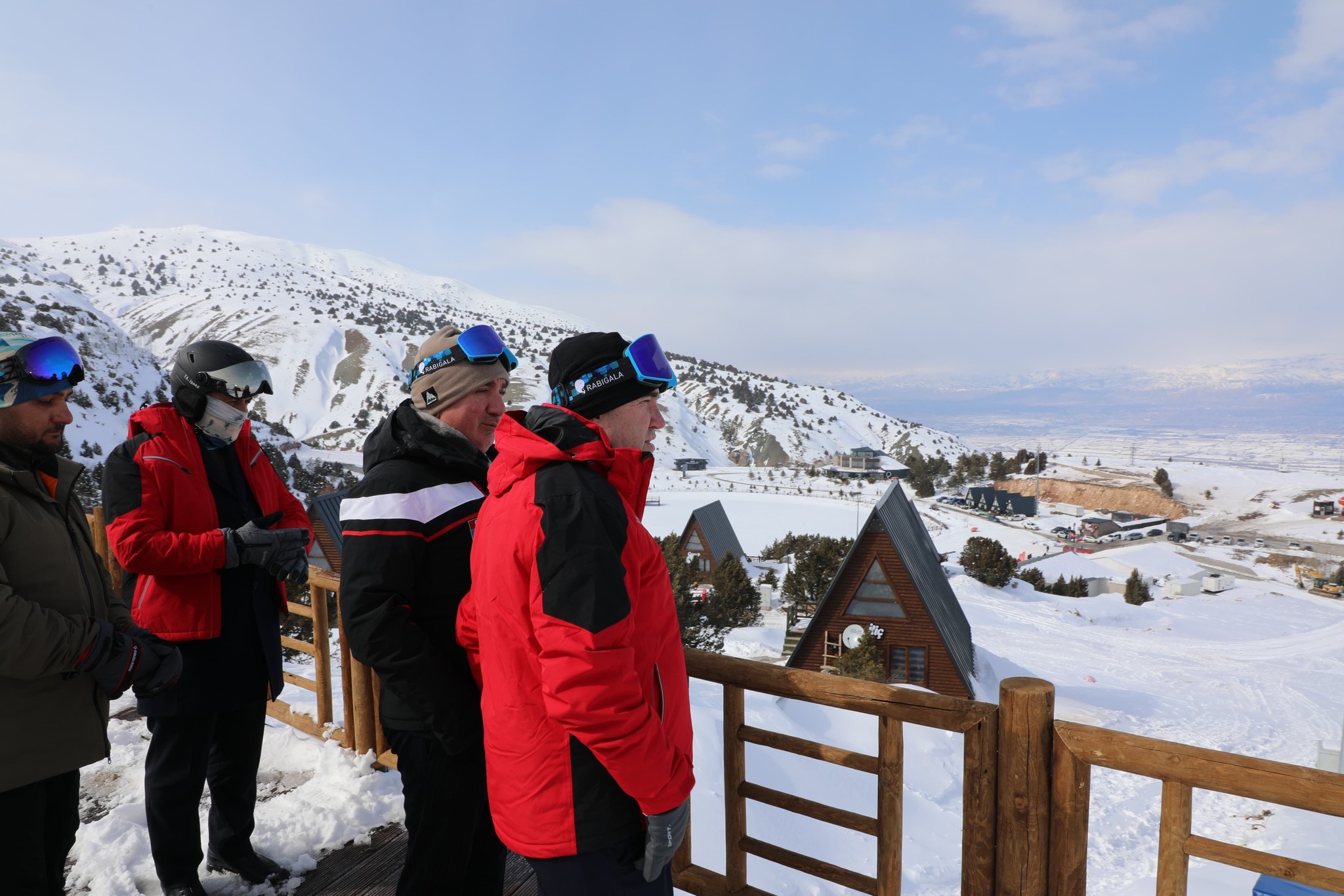 3 Vali Erzincan'da Ergan Kayak Merkezini Incelediler... (3)