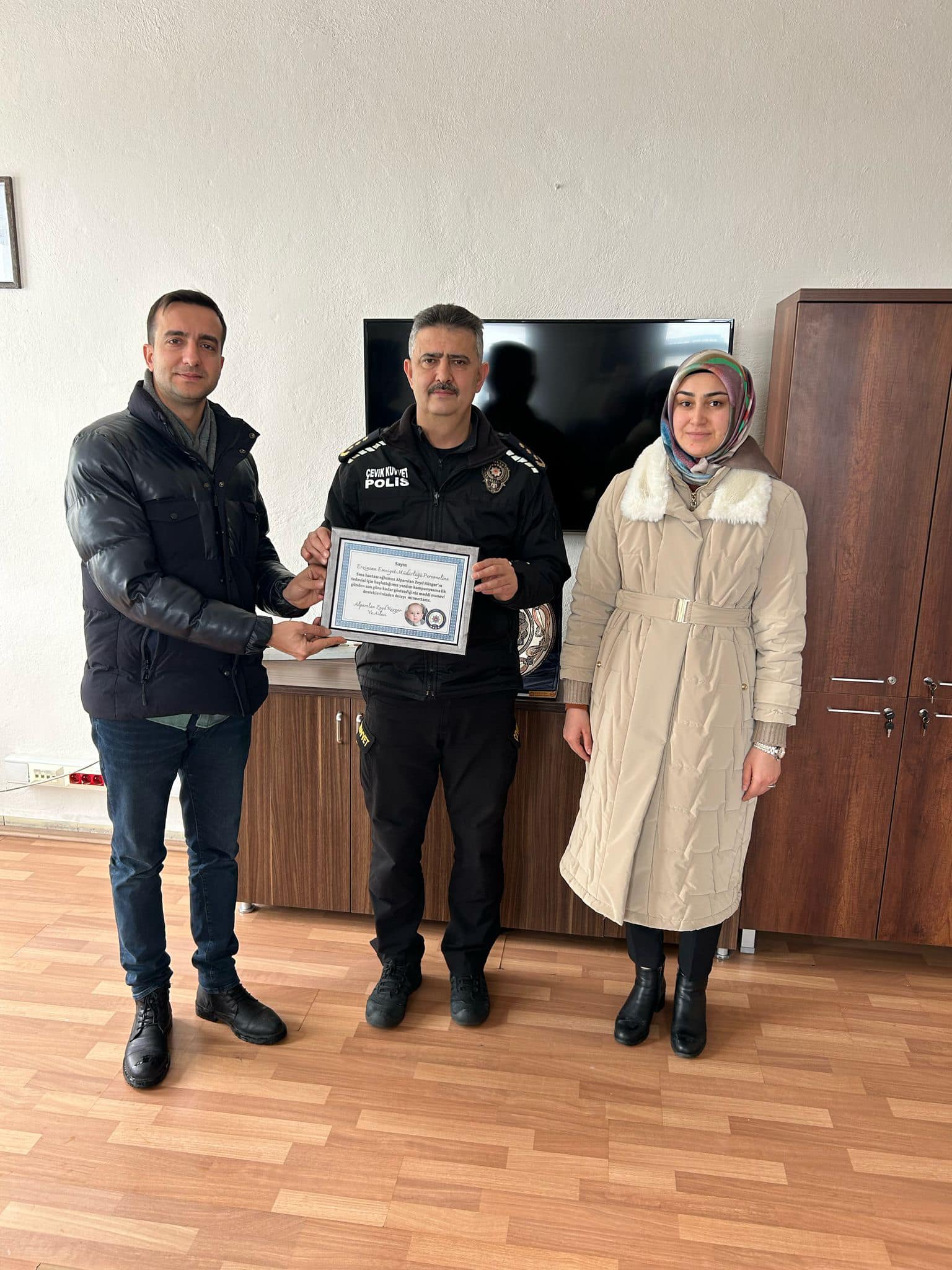 Alpaslan Zeydden Plaket