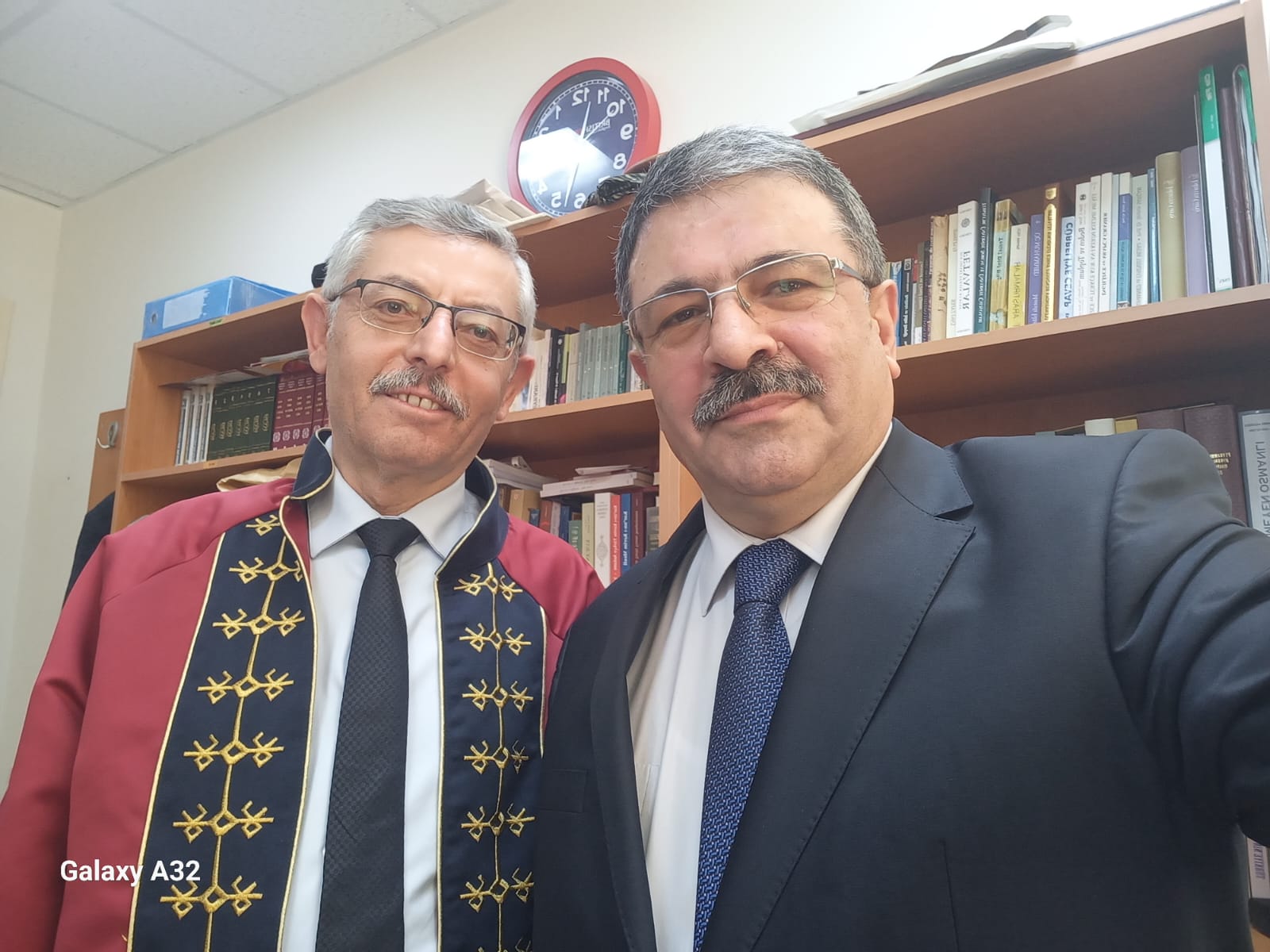 Dr. İhsan Ünlü Alevi Bektaşi Doktora Unvanı 2