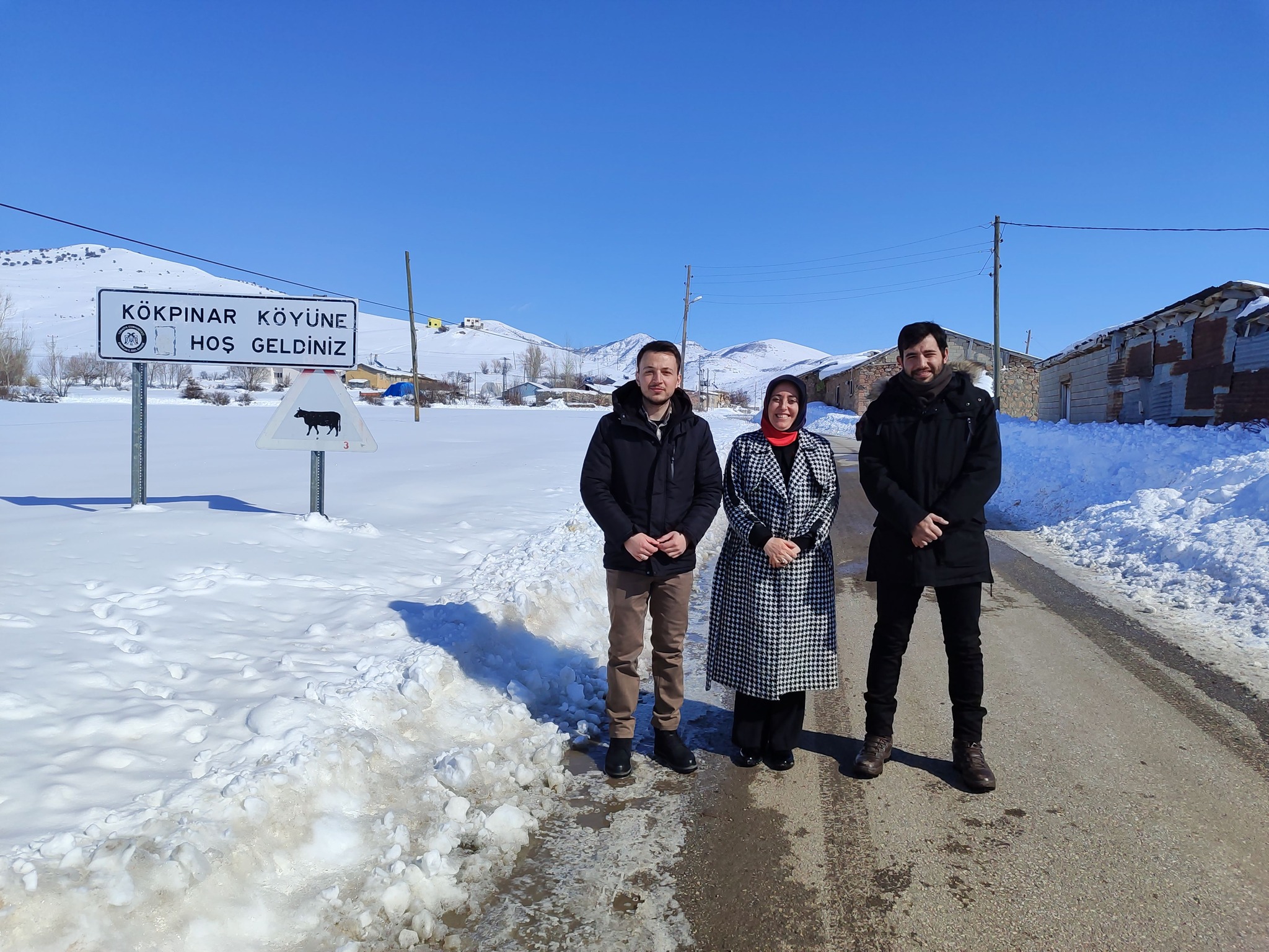 Erzincan’ın En Ücra Köy Okuluna Gittiler2 (1)