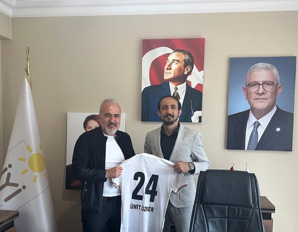 24 Erzincanspor Siyasi Parti Ziy (3)