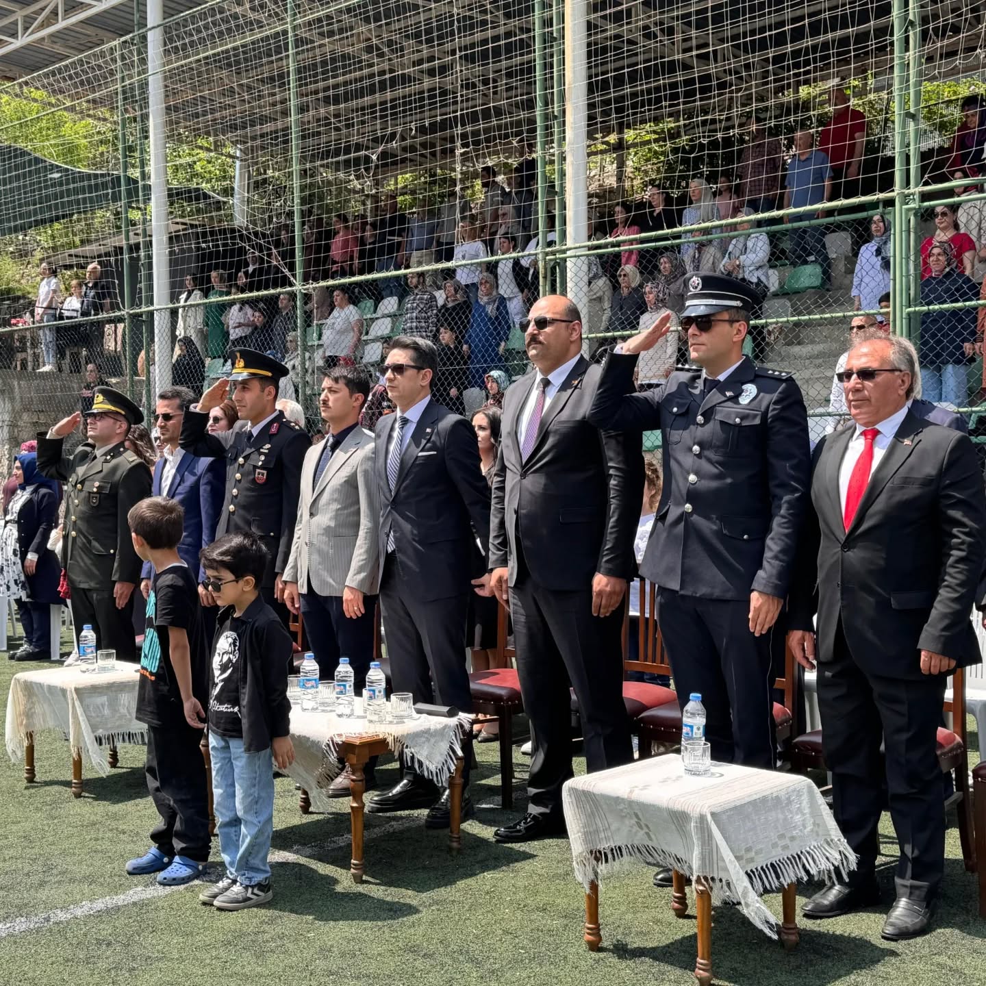 Hacı Ali Akın Çok Programlı Anadolu Lisesi öğrencileri