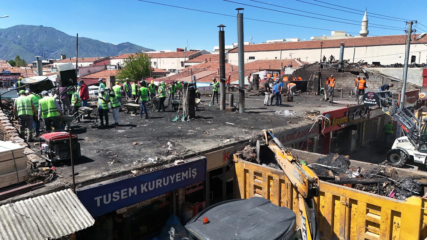 Buğday-Meydanı-Yeniden-İnşa-Ediliyor-1