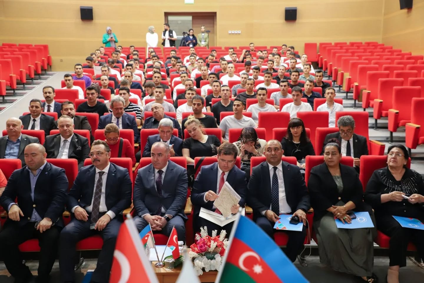 Batı Azerbaycan Meselesi Erzincanda Konuşuldu (1)