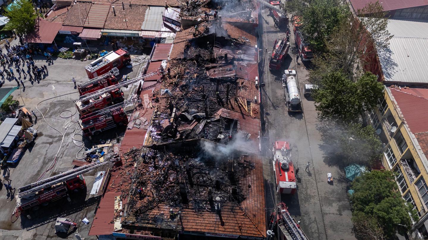 Belediyeden Yangın Açıklaması (1)