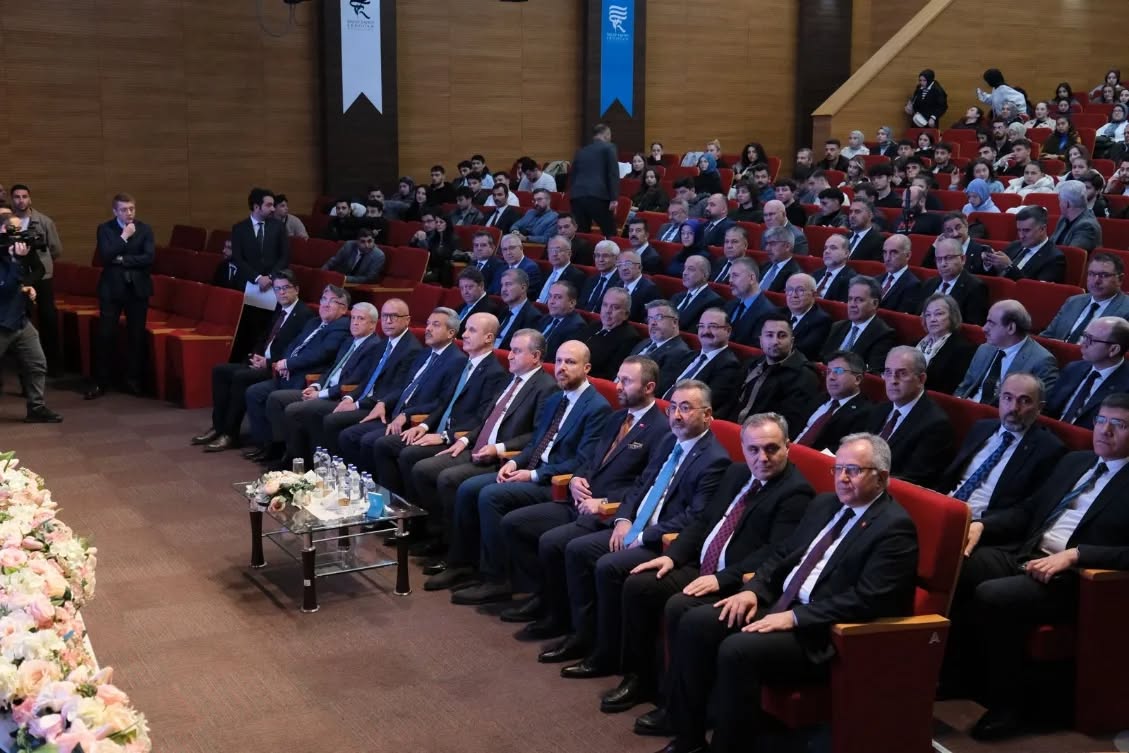 Erzincan Binali Yıldırım Üniversitesine “Spor Dostu Kampüs” Belgesi (3)
