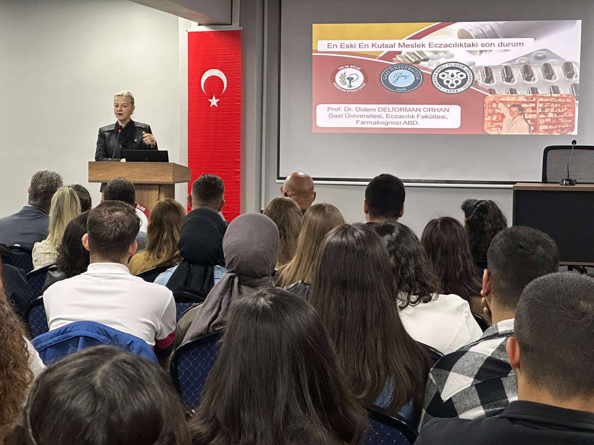 Erzincan Eczacı Odası Seminer (1)