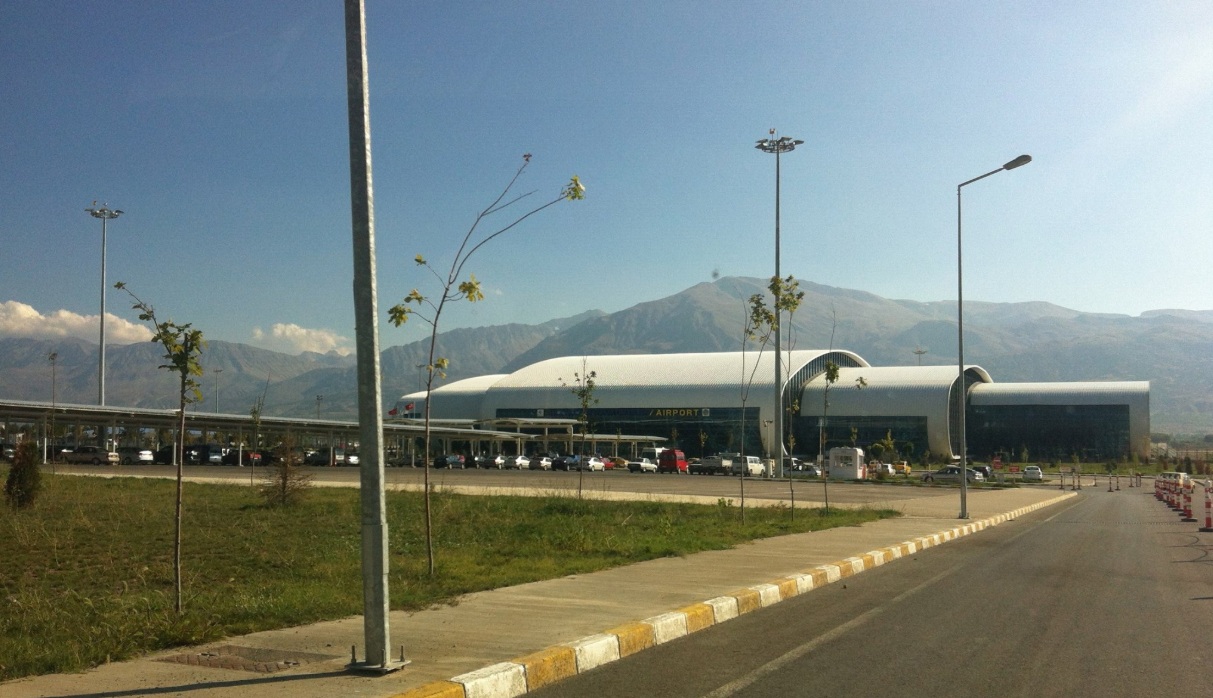 Erzincan Havalimanı Oto 1
