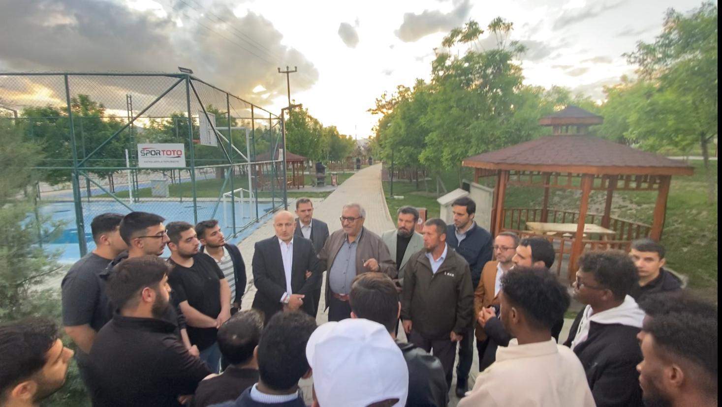 Erzincan'da Gençlere Manevi Ortamda Piknik (2)