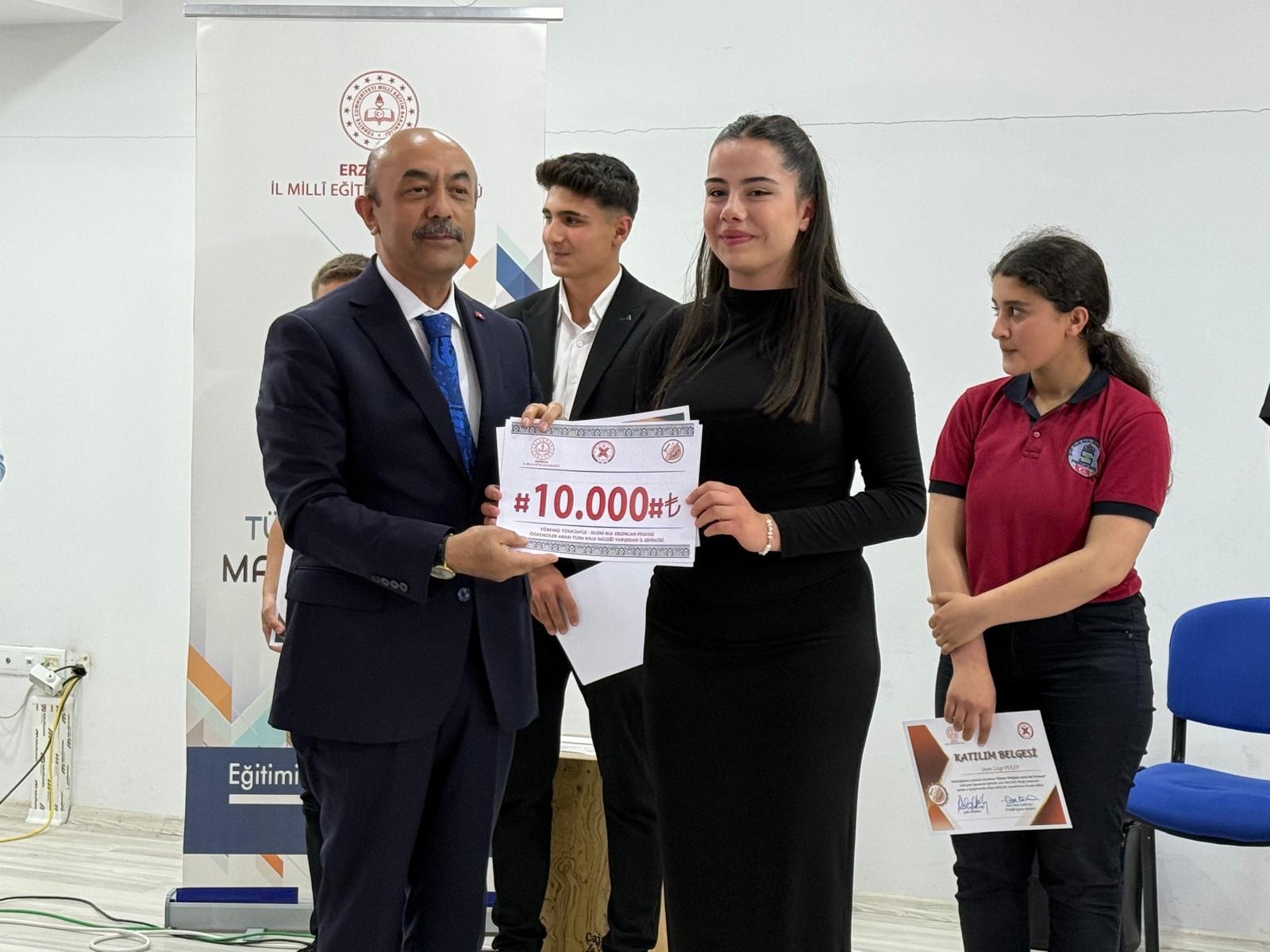 Erzincanda Şampiyon Oldu Büyük Ödülü Kaptı (2)