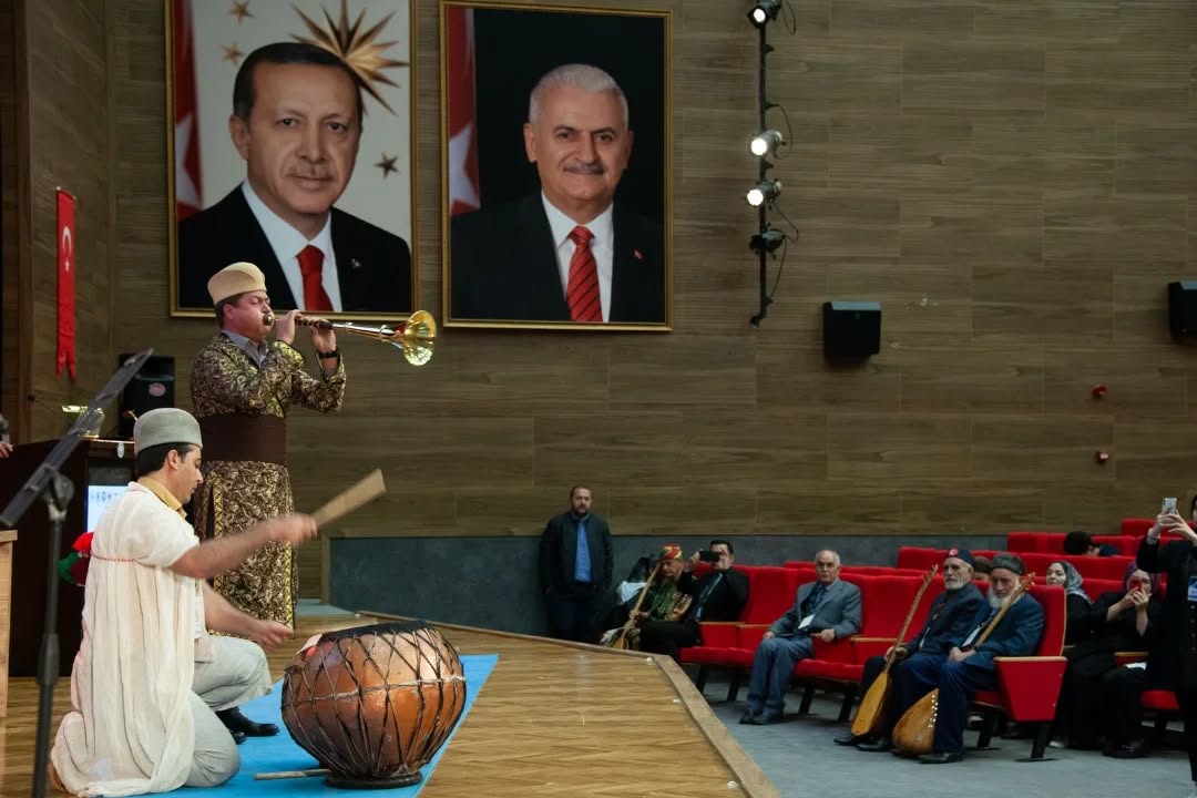 Türk Dünyası Ozanlar Şenliği (1)