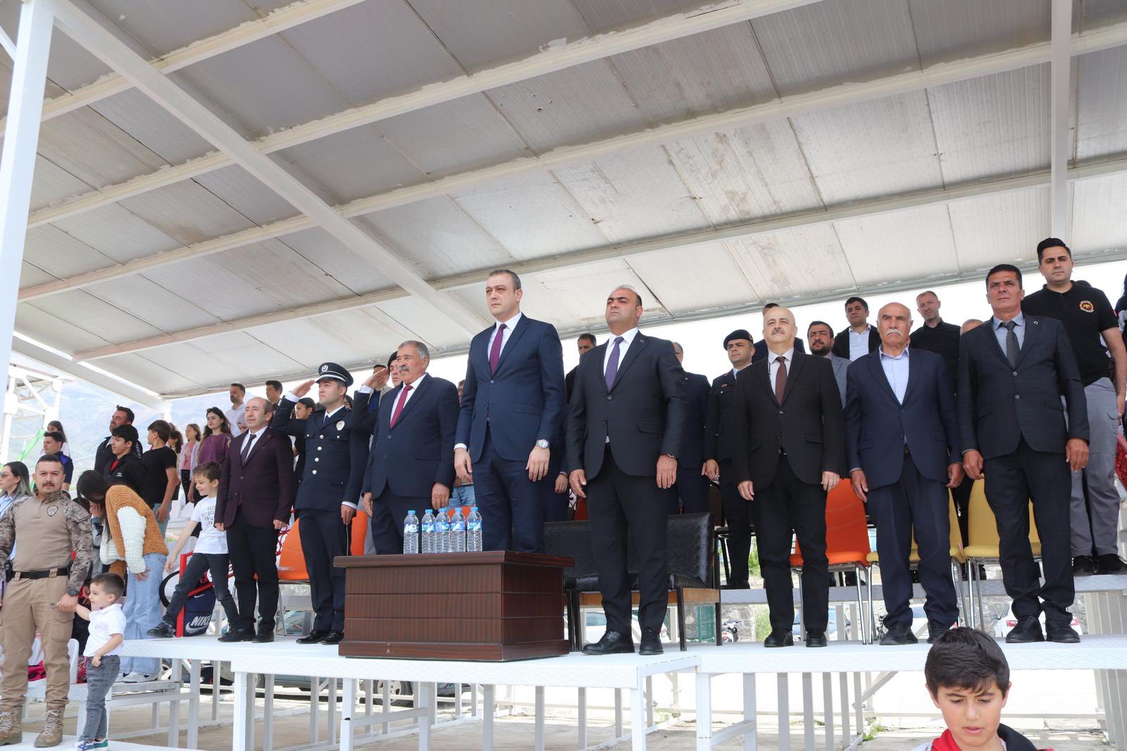 Üzümlüde 19 Mayıs Kutlamalrı (1)