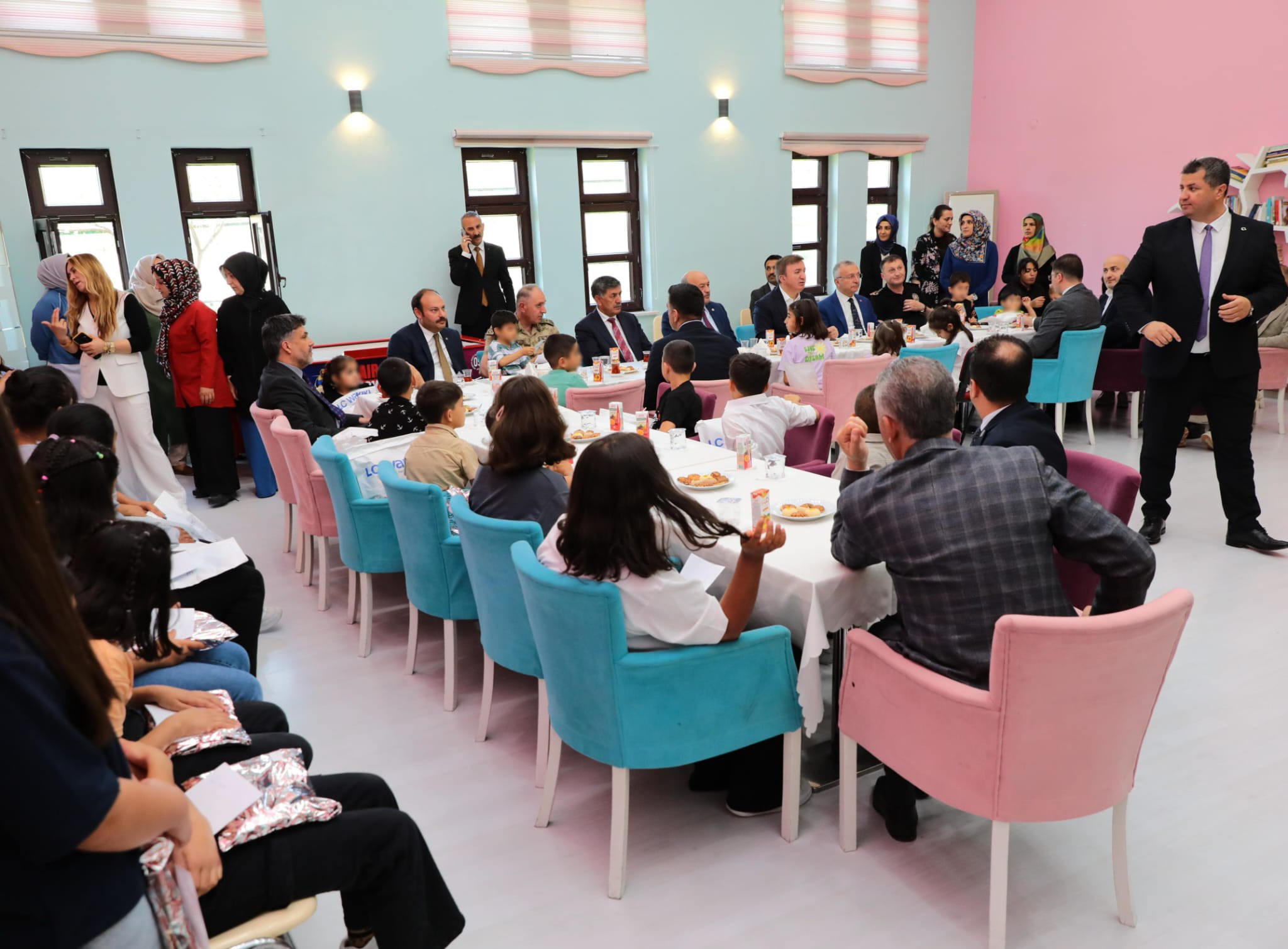 Devletin Şefkatli Yüreği Onların Üzerinde (1)