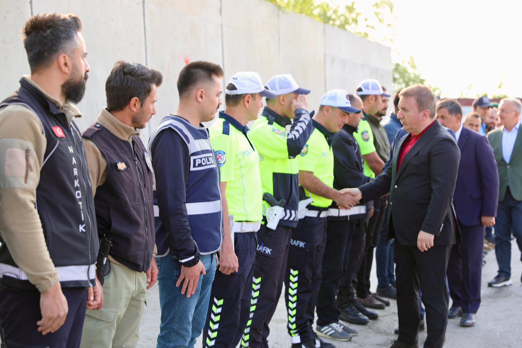 Erzincan Il Protokolünden Güvenlik Güçlerine Ziyaret 2