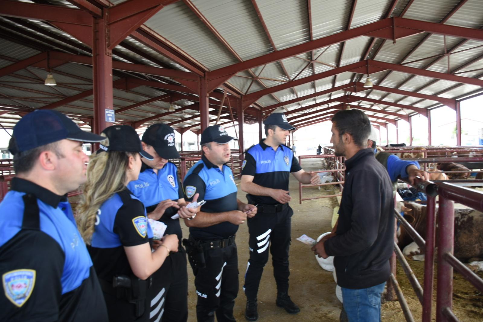 Erzincan’da Polisler Uyardı (2)