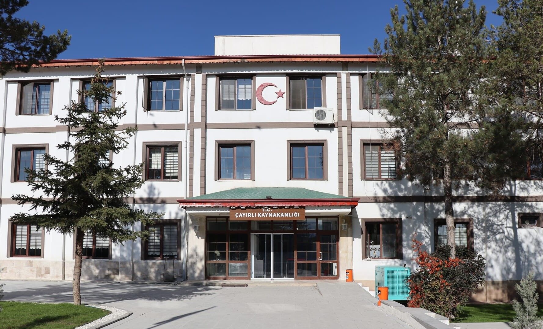 Çayırlı Kaymakamlığı'nda 20 Kişiye İş Fırsatı! Başvurular Başladı
