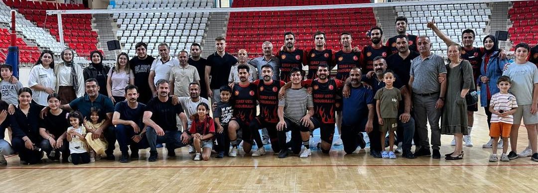 Erzincan Belediyesi Finale Yükseldi (2)