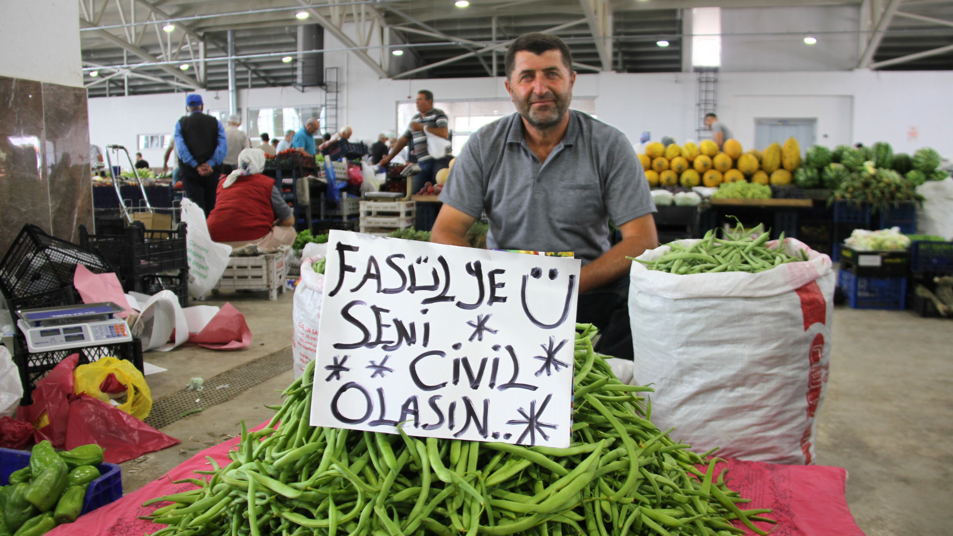 Erzincan Pazarı’ndan Renkli Göürnütler (1)