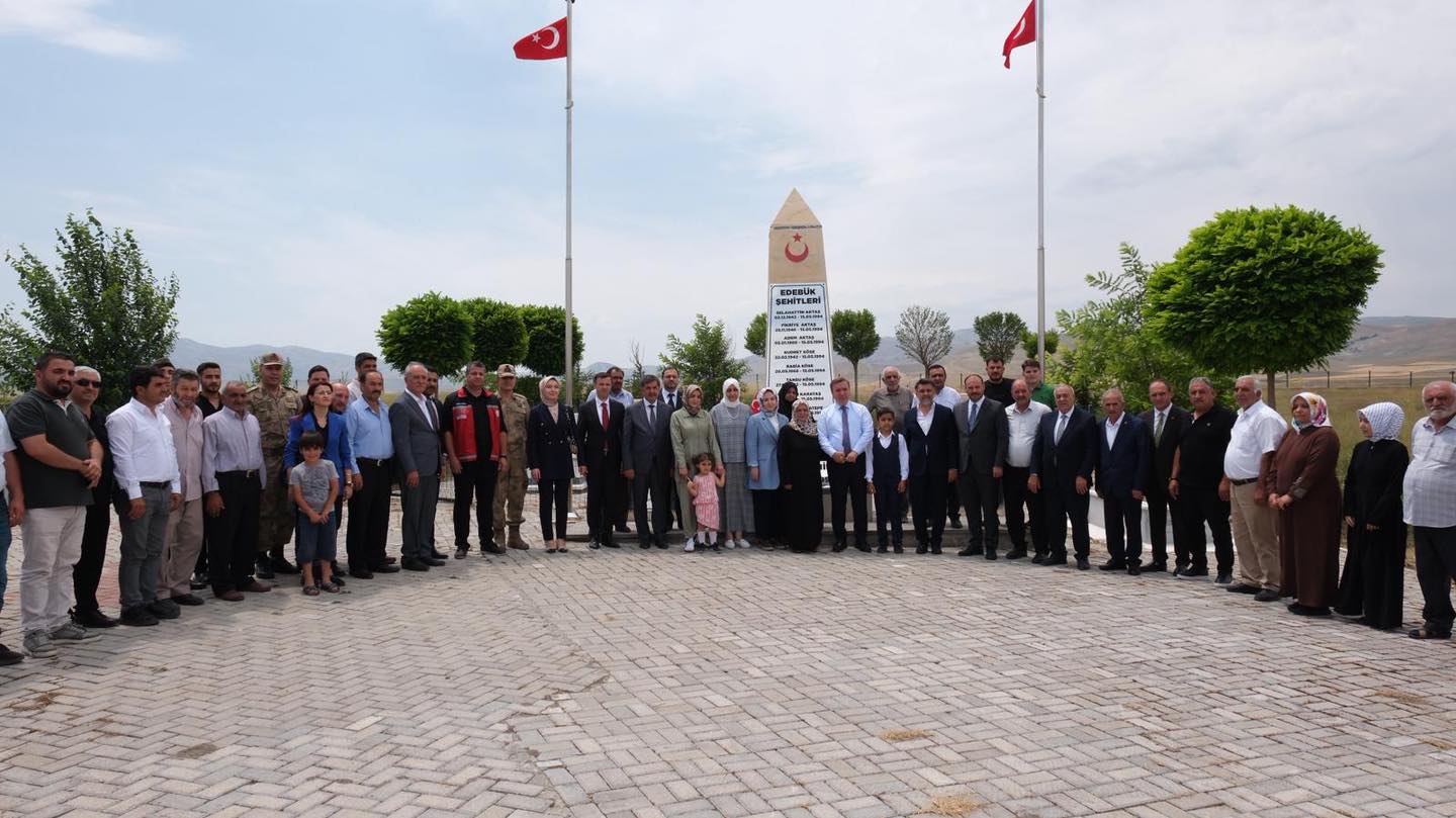 Erzincan Şehitlerini Anıyor (4)