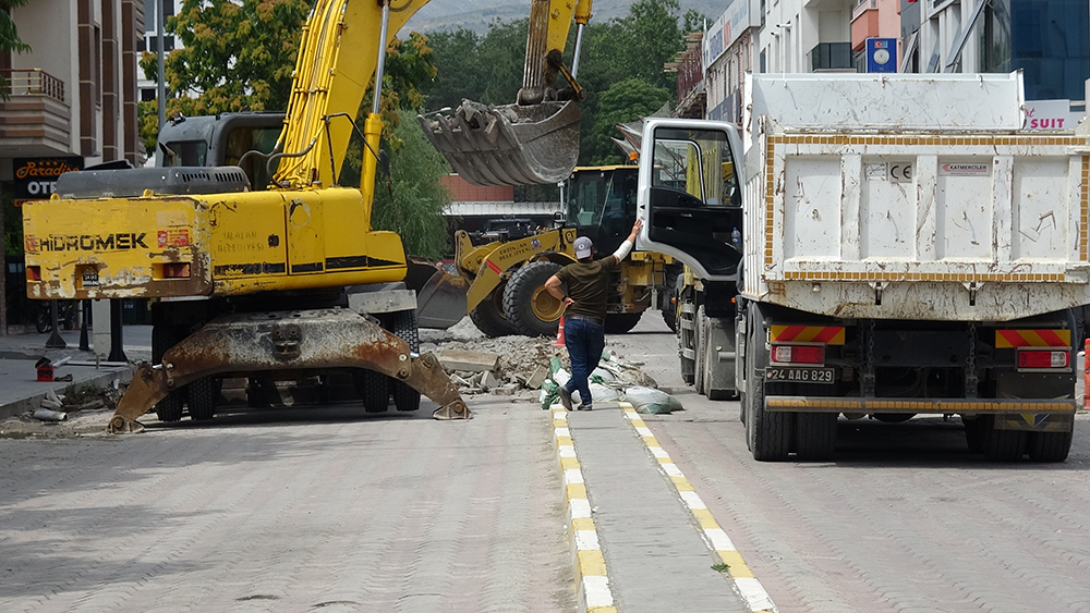 Erzincan’ın Caddesi Yenileniyor 3