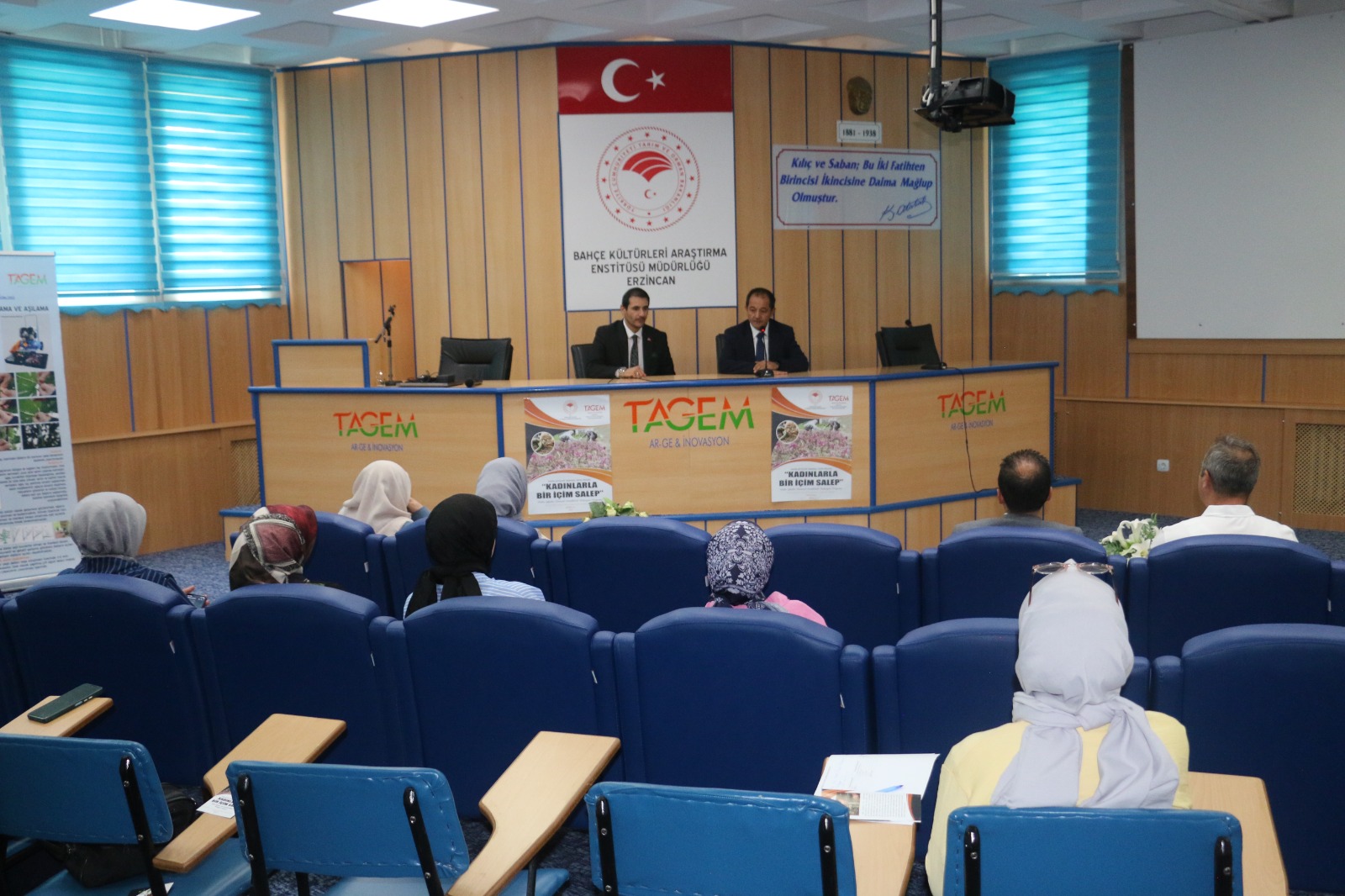 Kadınlarla Bir Içim Salep (13)
