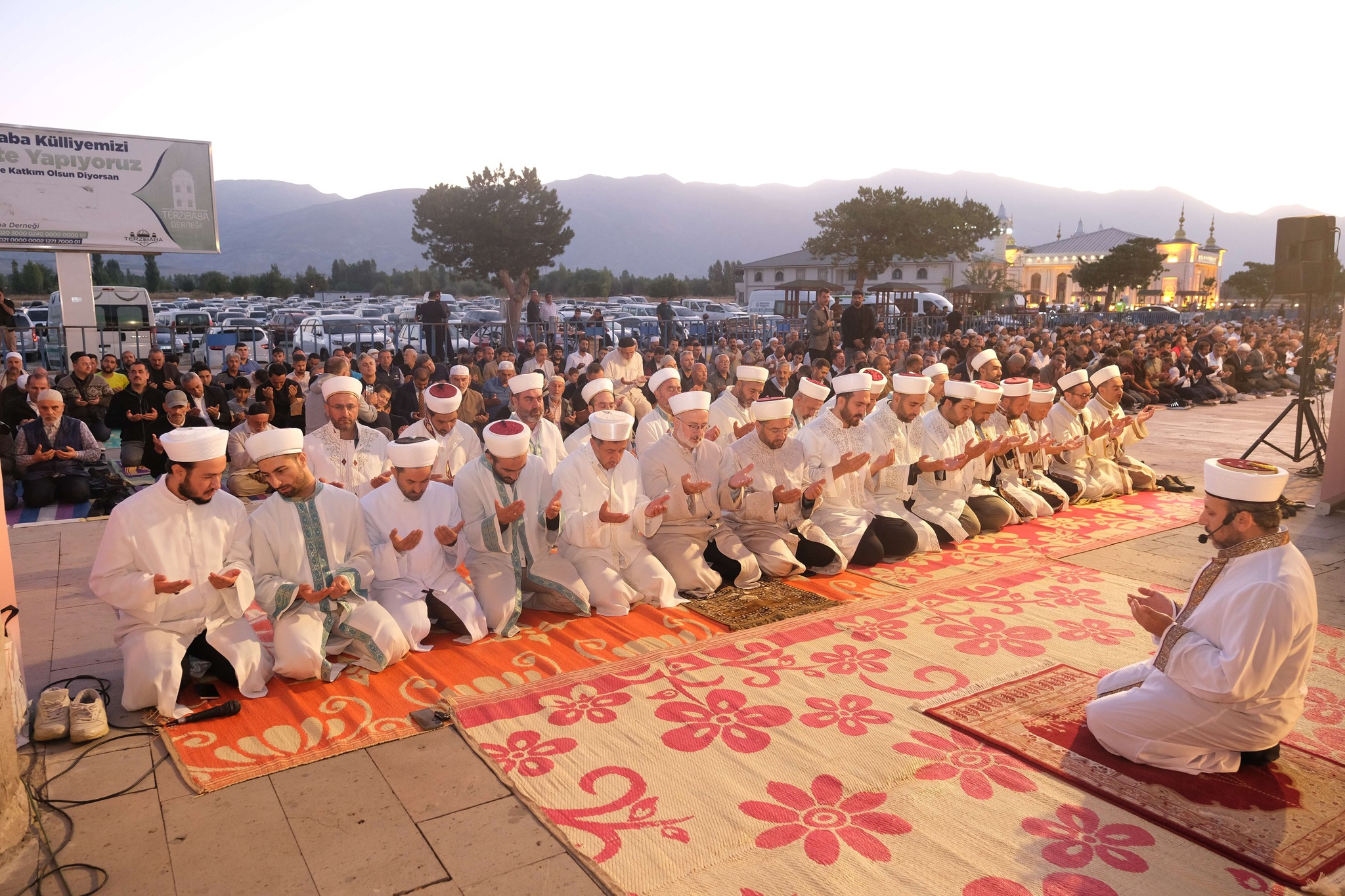 Erzincan'da sabah namazı-2