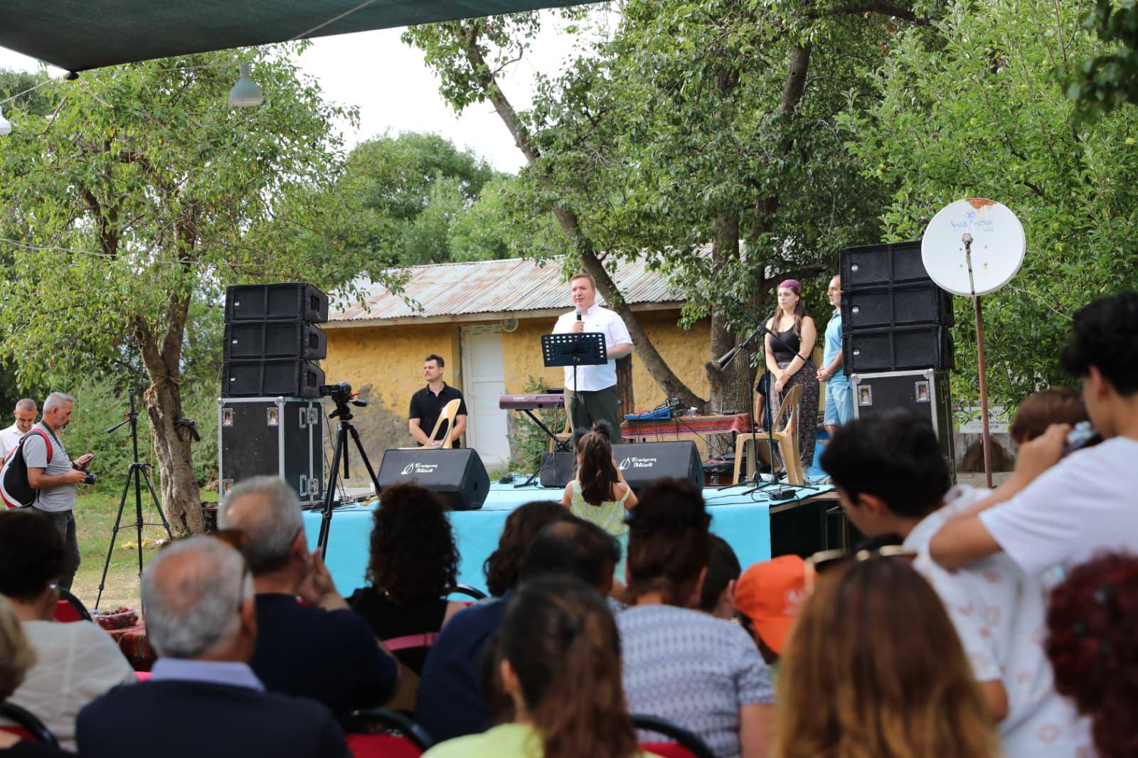 Çilek Ve Böğürtlen Festivali (9)
