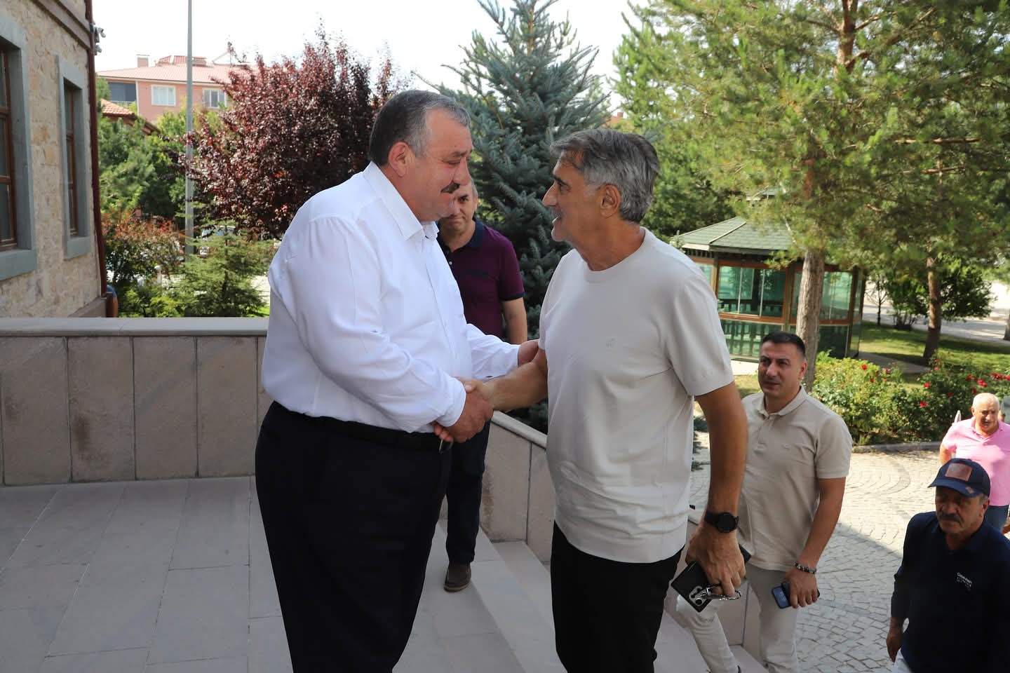 Efsane Sporcu Şenol Güneş Kelkit’e Geldi