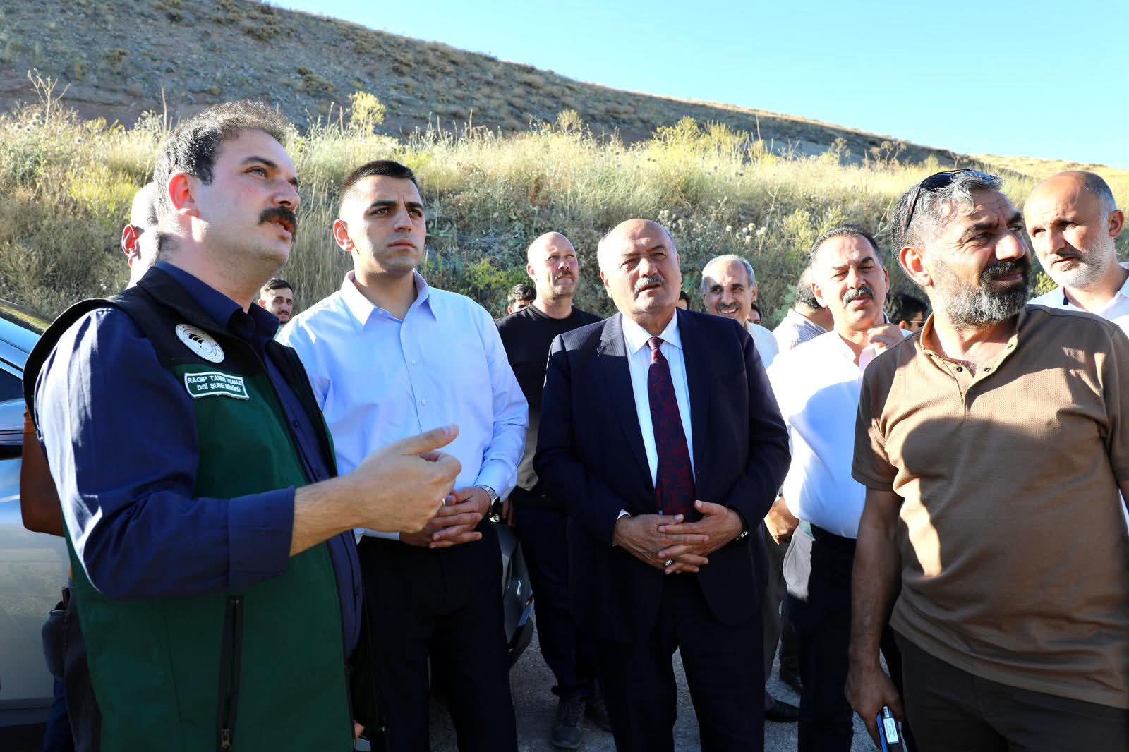 Erzincan’ın Tercan İlçesi Çalkışla, Fındıklı Ve Elaldı Grup Köy Yolunda Heyelan Riskine Karşı Inceleme Yapıldı.