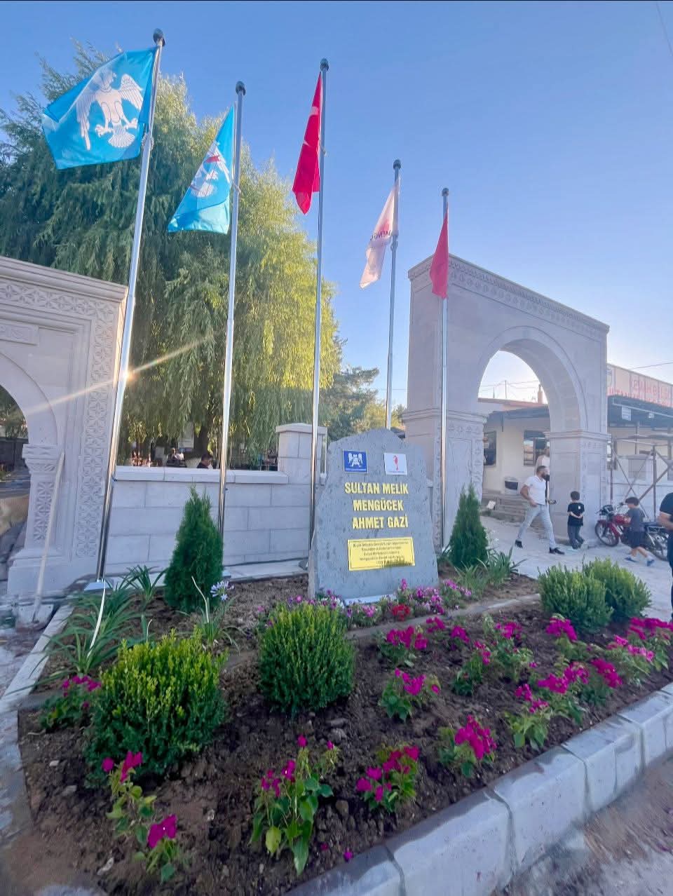 Sultan Melik Ahmed Gazi Kemah 1