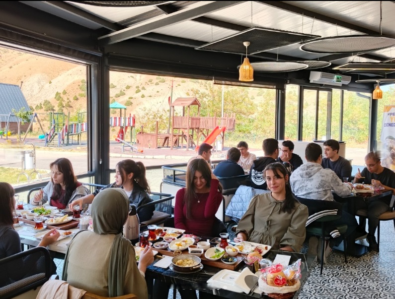 Fen Lisesi Öğrencileri Ödüllendirildi2
