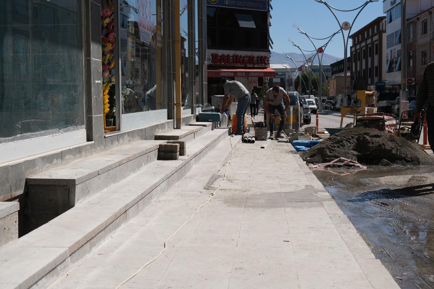 Kaldırım (2)