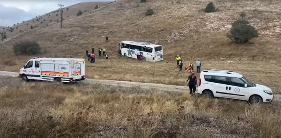 Sivas Otobüs Tır Kaza 2