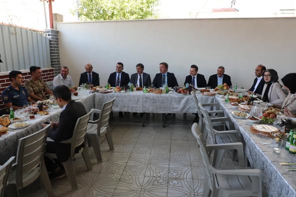 Üüzmlü5